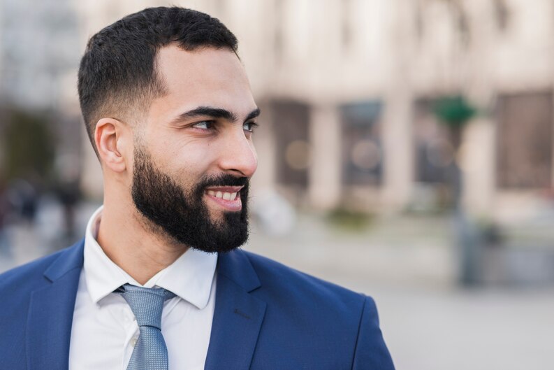 Short boxed beard style 2025