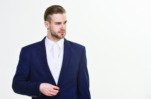 Low-maintenance men’s haircut for professionals